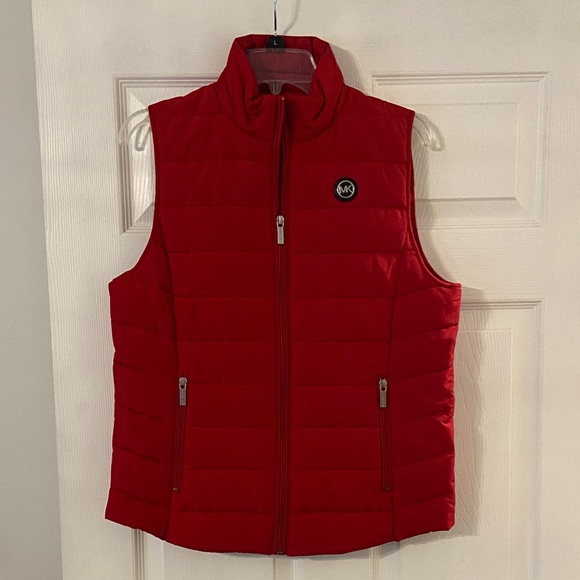 Michael Kors Vibrant Red Outerwear Vest size M excellent condition length 28” - Picture 1 of 8
